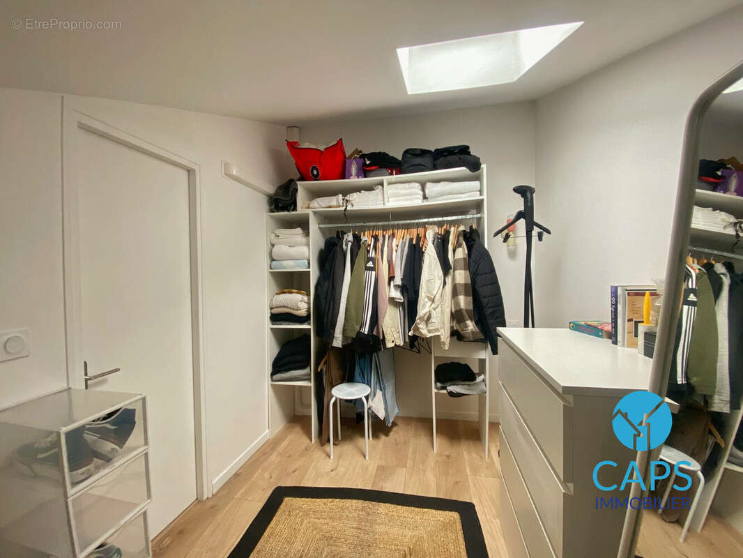 Appartement à VALLAURIS