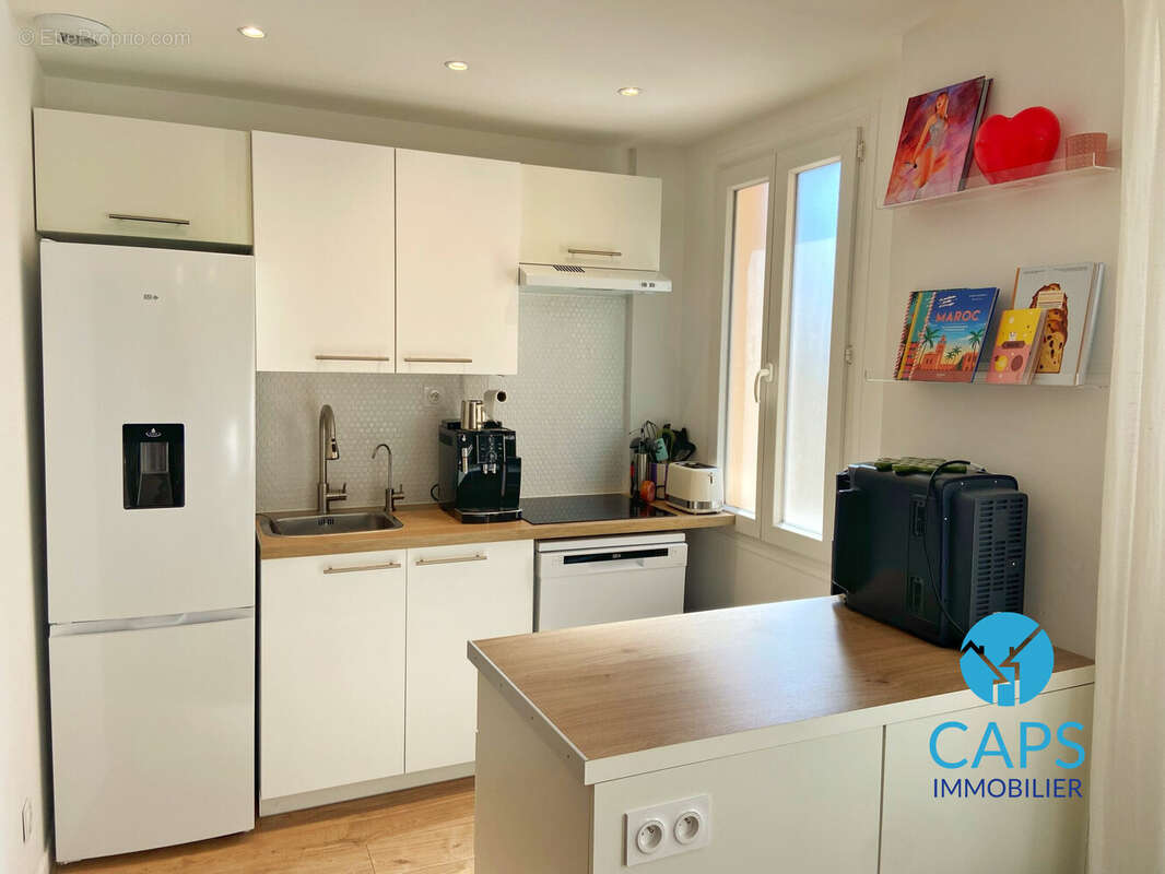 Appartement à VALLAURIS