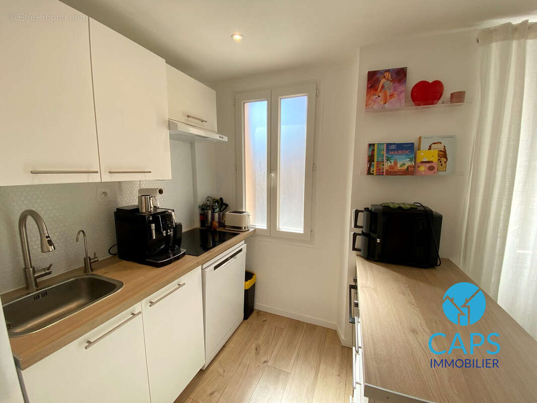 Appartement à VALLAURIS