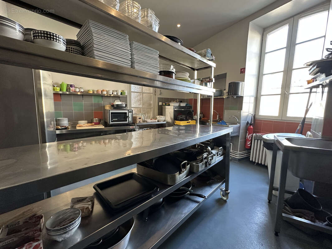 Commerce à OLORON-SAINTE-MARIE