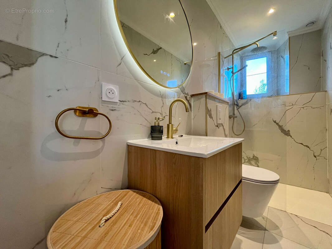 Appartement à MURS-ERIGNE