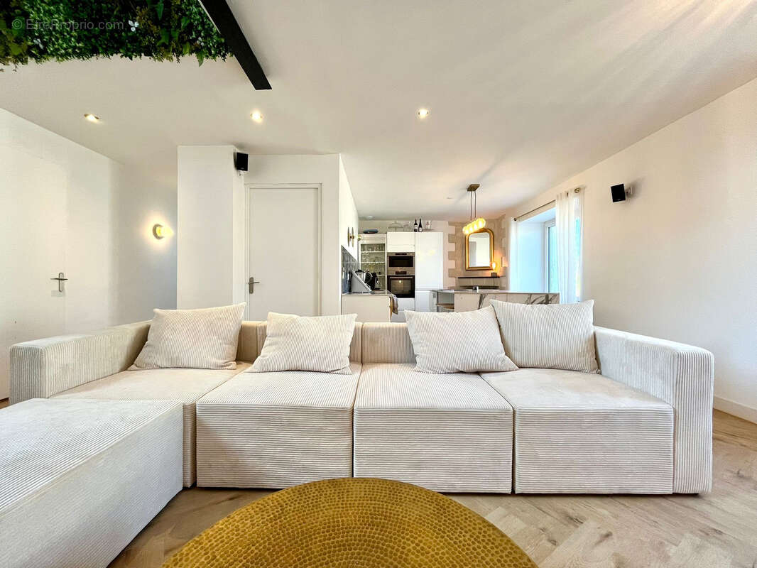 Appartement à MURS-ERIGNE