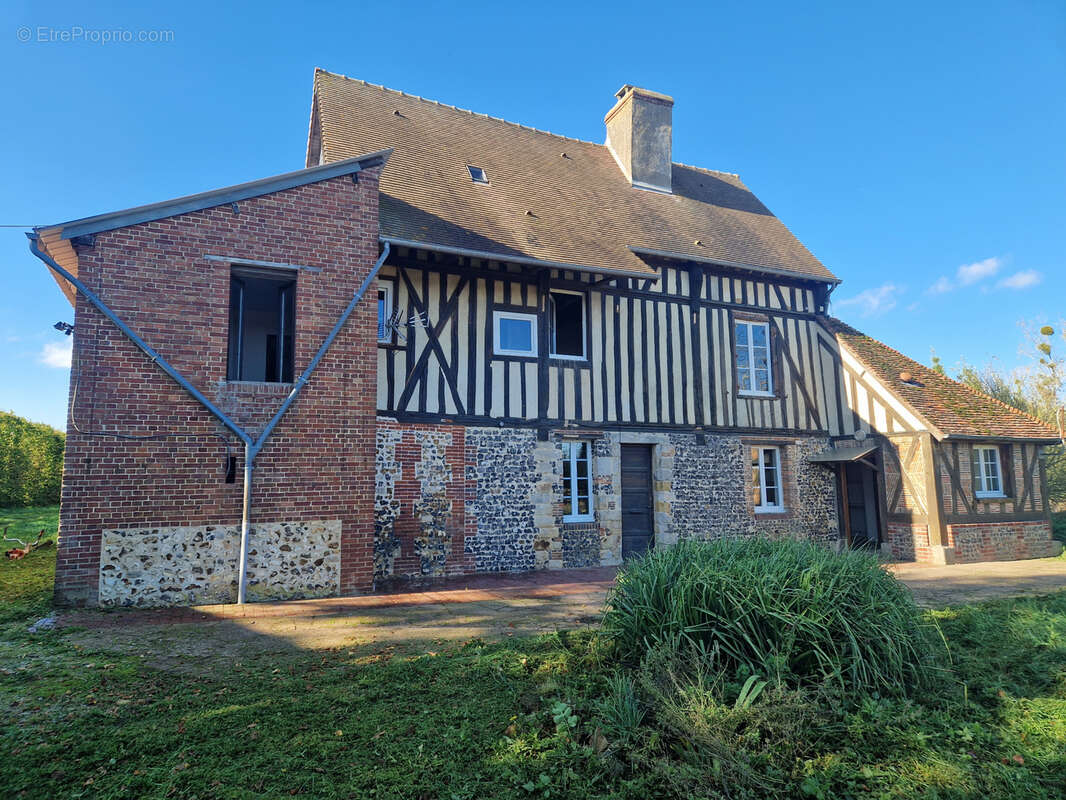 Maison à BERNAY