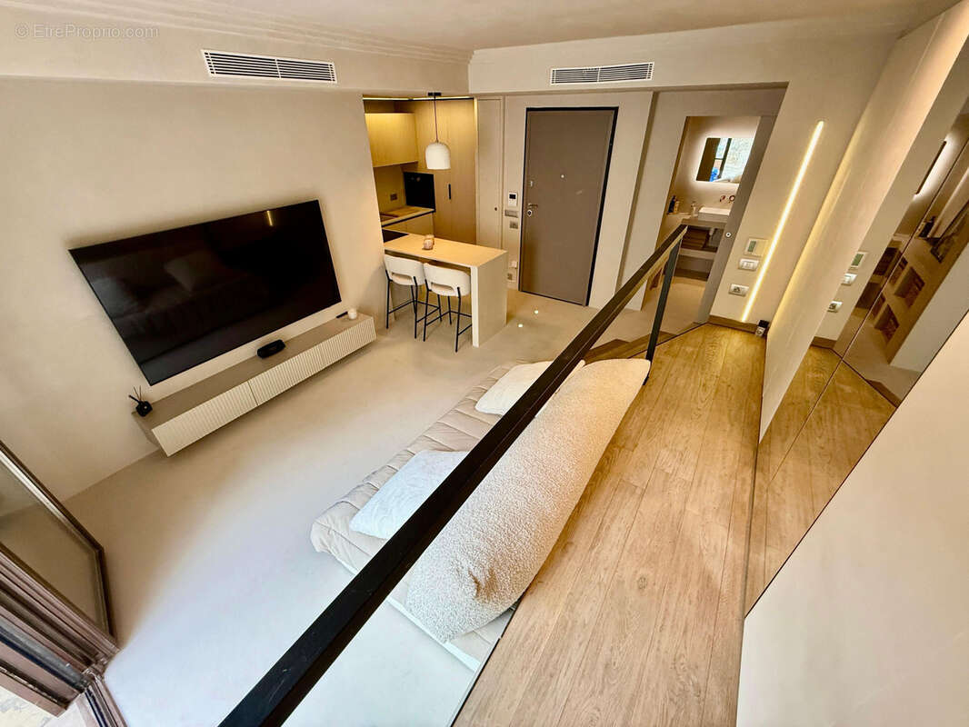 Appartement à ROQUEBRUNE-CAP-MARTIN