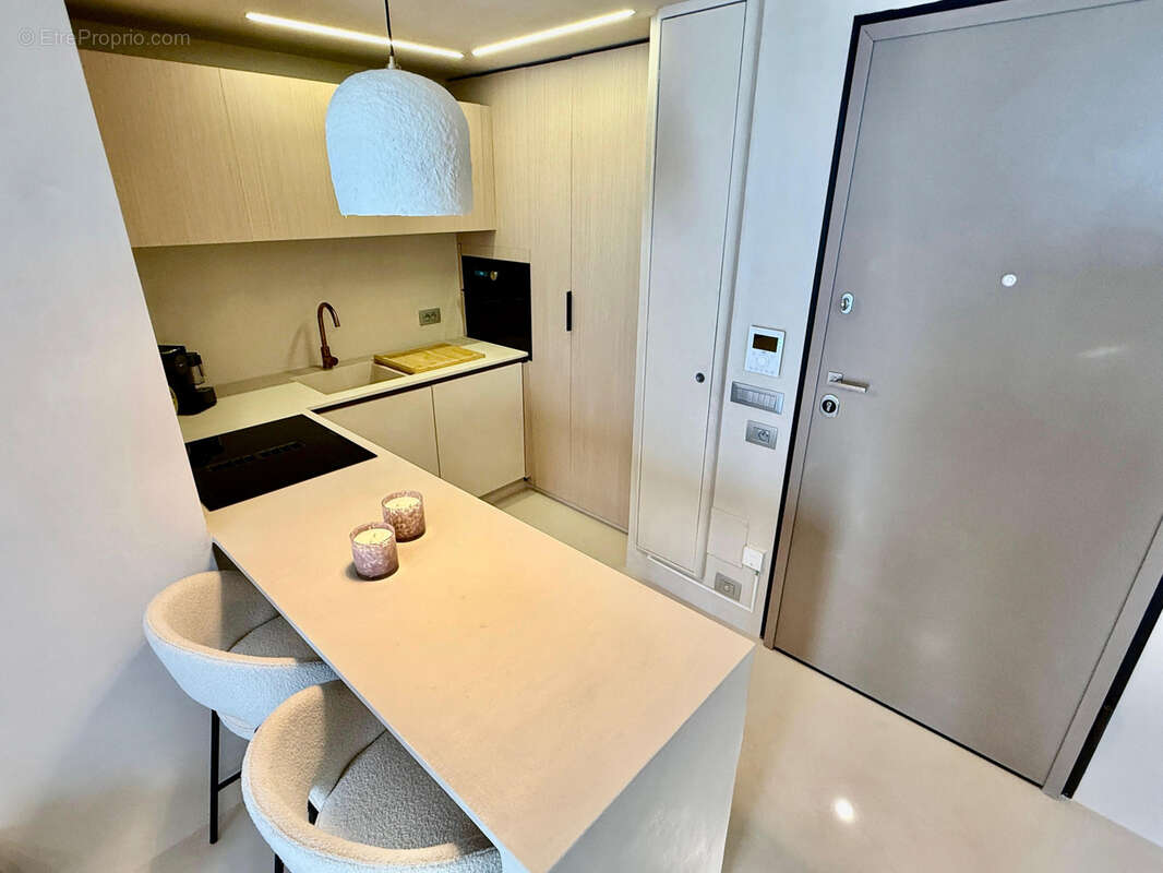 Appartement à ROQUEBRUNE-CAP-MARTIN