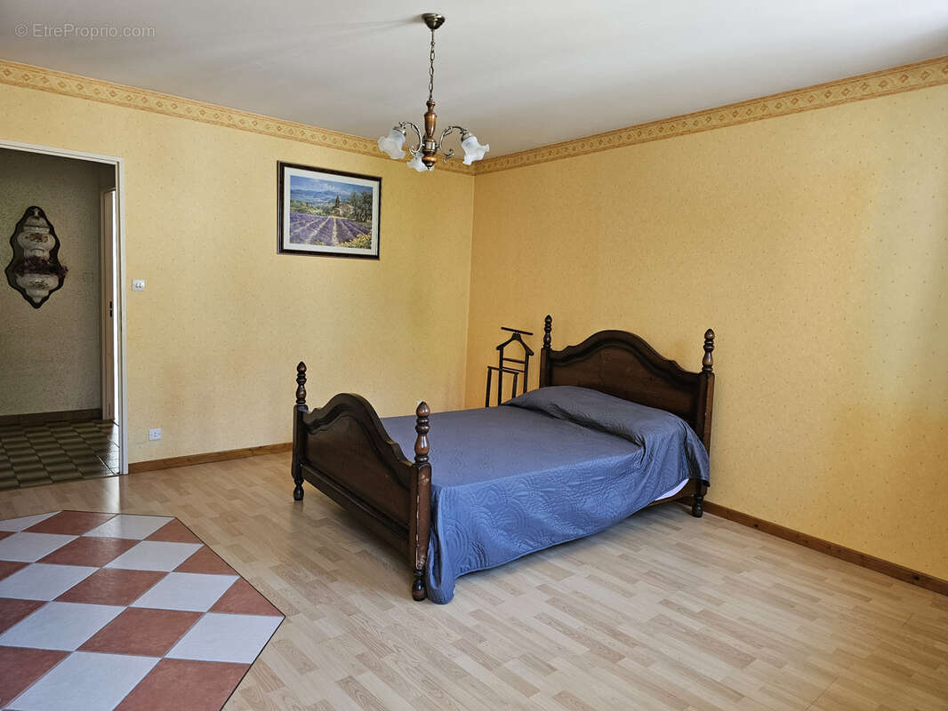 Maison à NOVEANT-SUR-MOSELLE