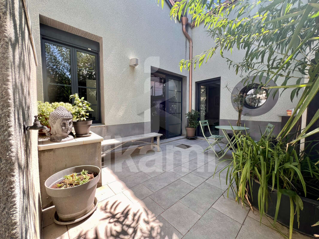 Maison à BOURG-DE-PEAGE