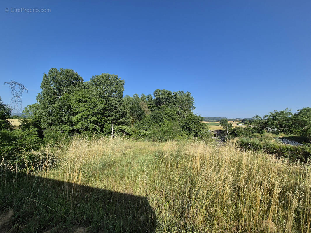 Terrain à SAINT-BARTHELEMY-DE-VALS