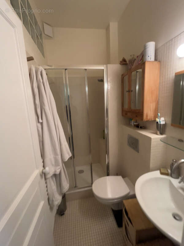 Appartement à PARIS-19E