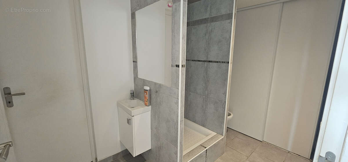 Maison à BAGNOLS-EN-FORET