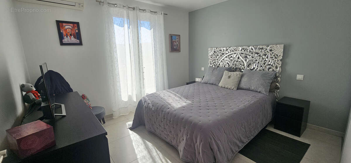 Maison à BAGNOLS-EN-FORET