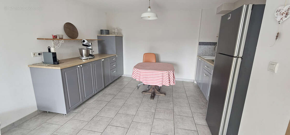 Maison à BAGNOLS-EN-FORET