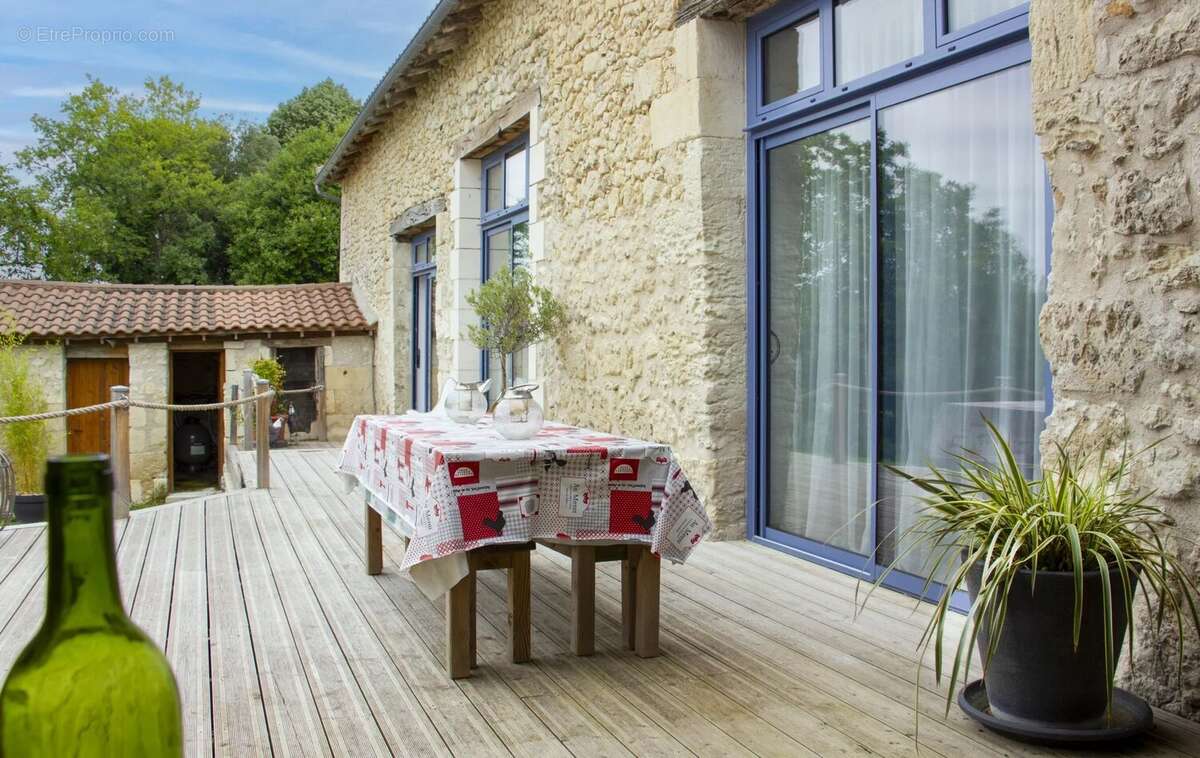 Maison à TOCANE-SAINT-APRE