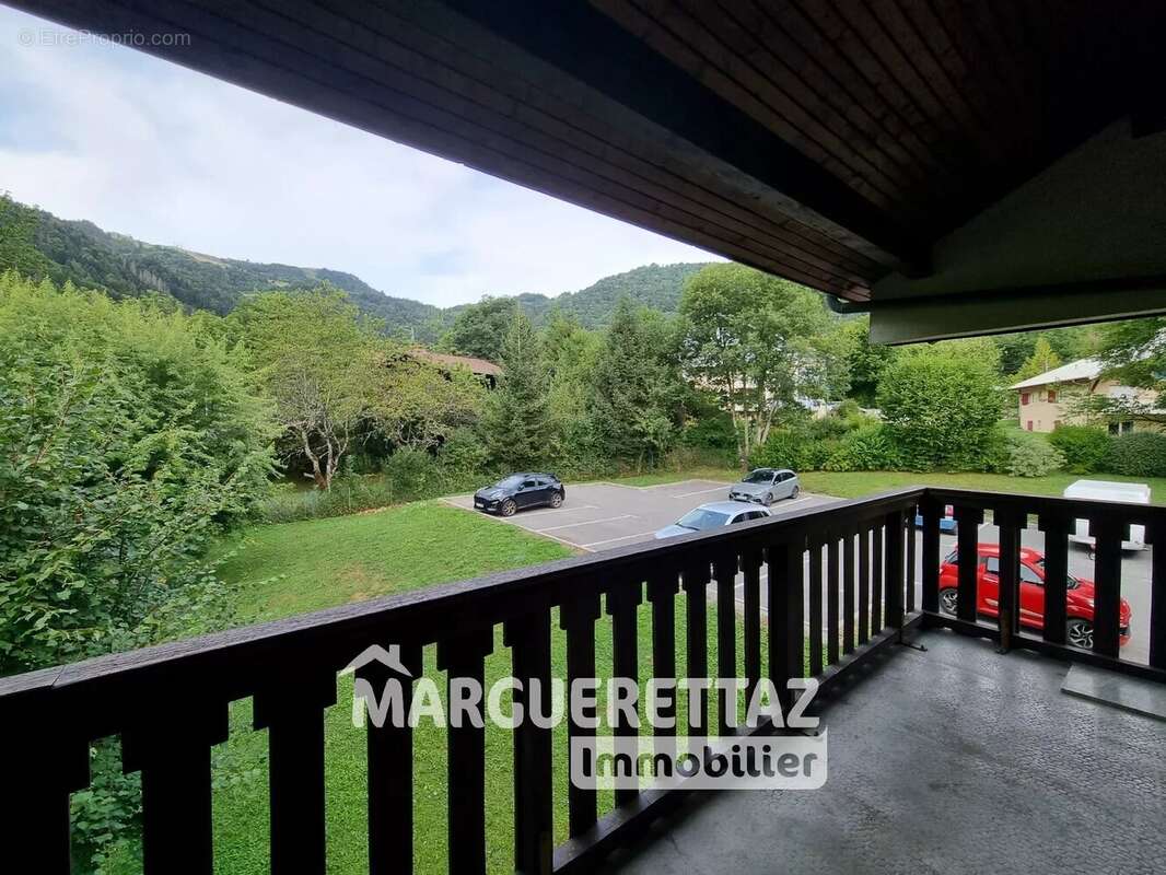 Appartement à ONNION