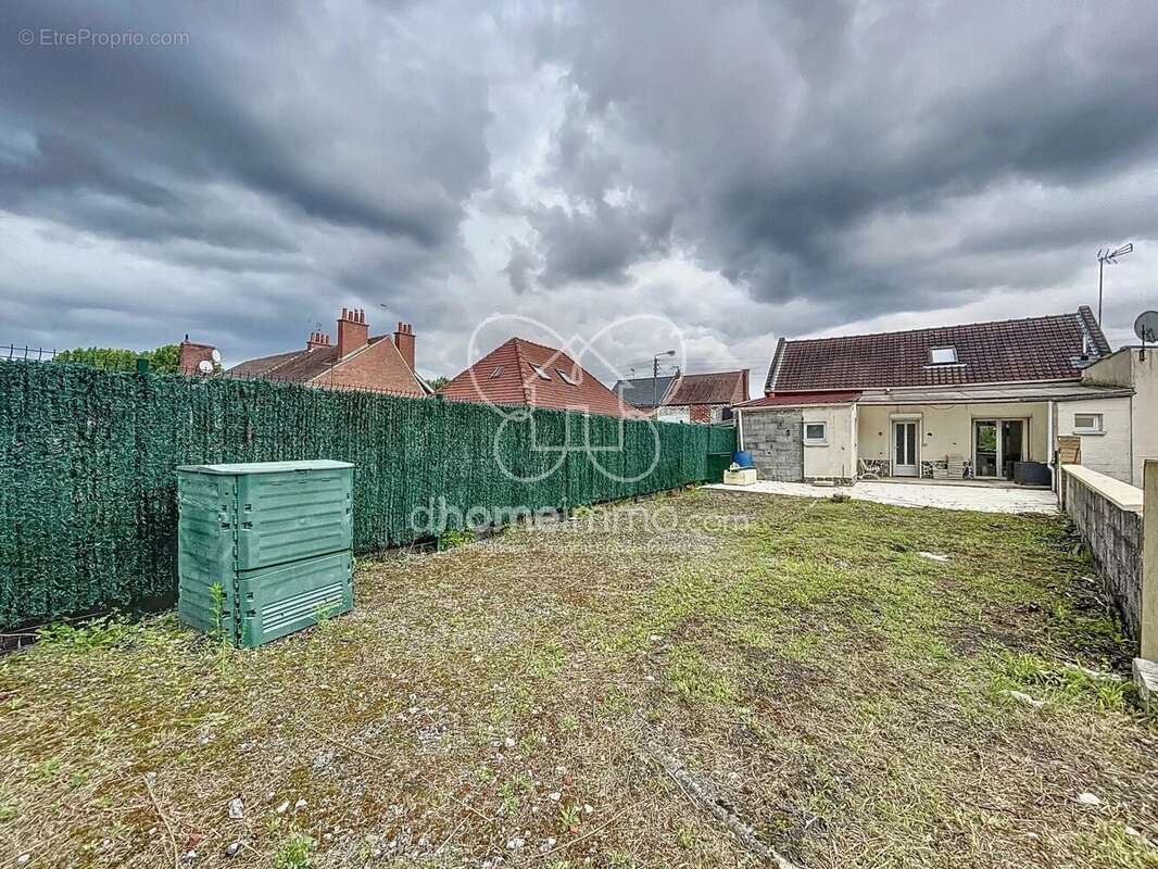 Maison à ROOST-WARENDIN