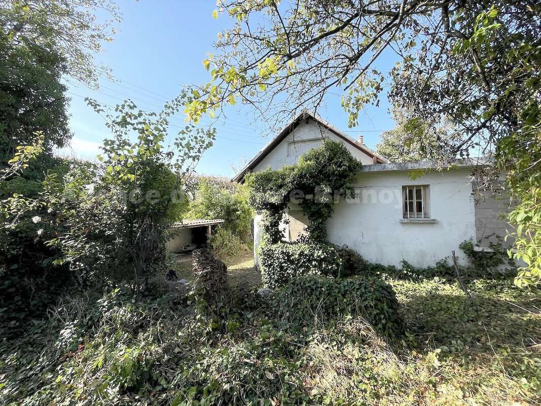 Facade3 - Terrain à BRUNOY