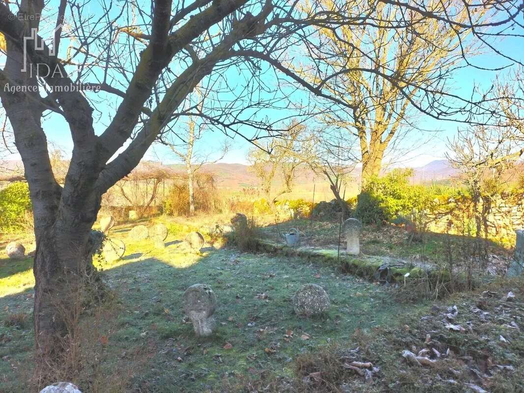 Maison à SAINT-AFFRIQUE