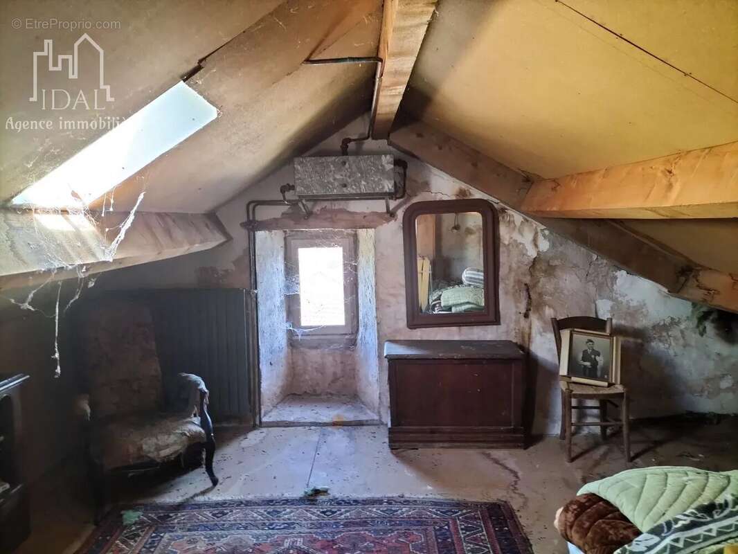 Maison à SAINT-AFFRIQUE