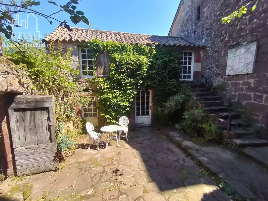 Maison à SAINT-AFFRIQUE