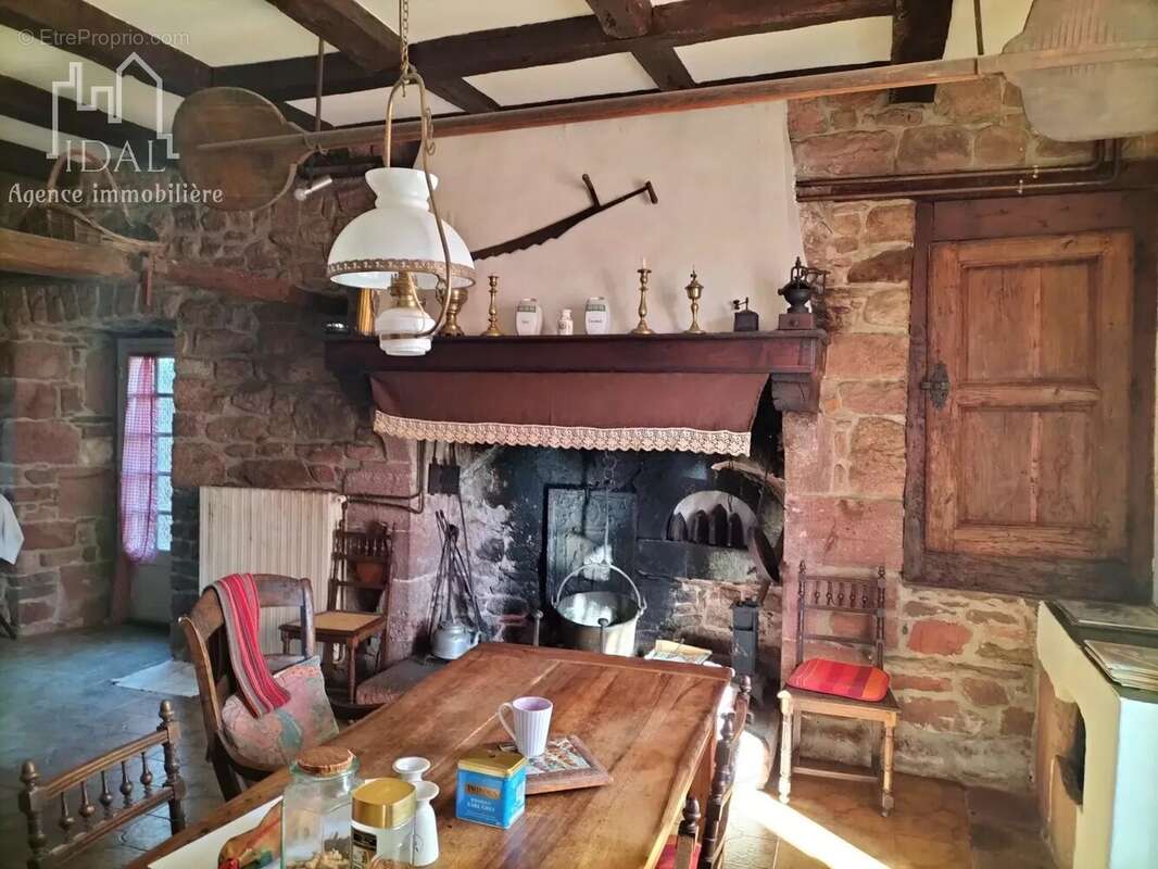 Maison à SAINT-AFFRIQUE