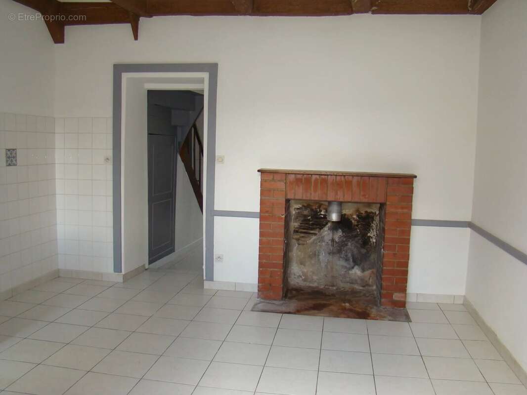 Maison à SOMMIERES-DU-CLAIN