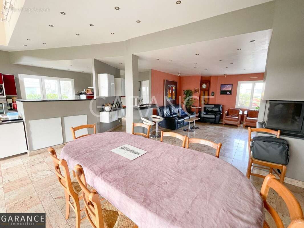 Maison à BREVILLE-SUR-MER