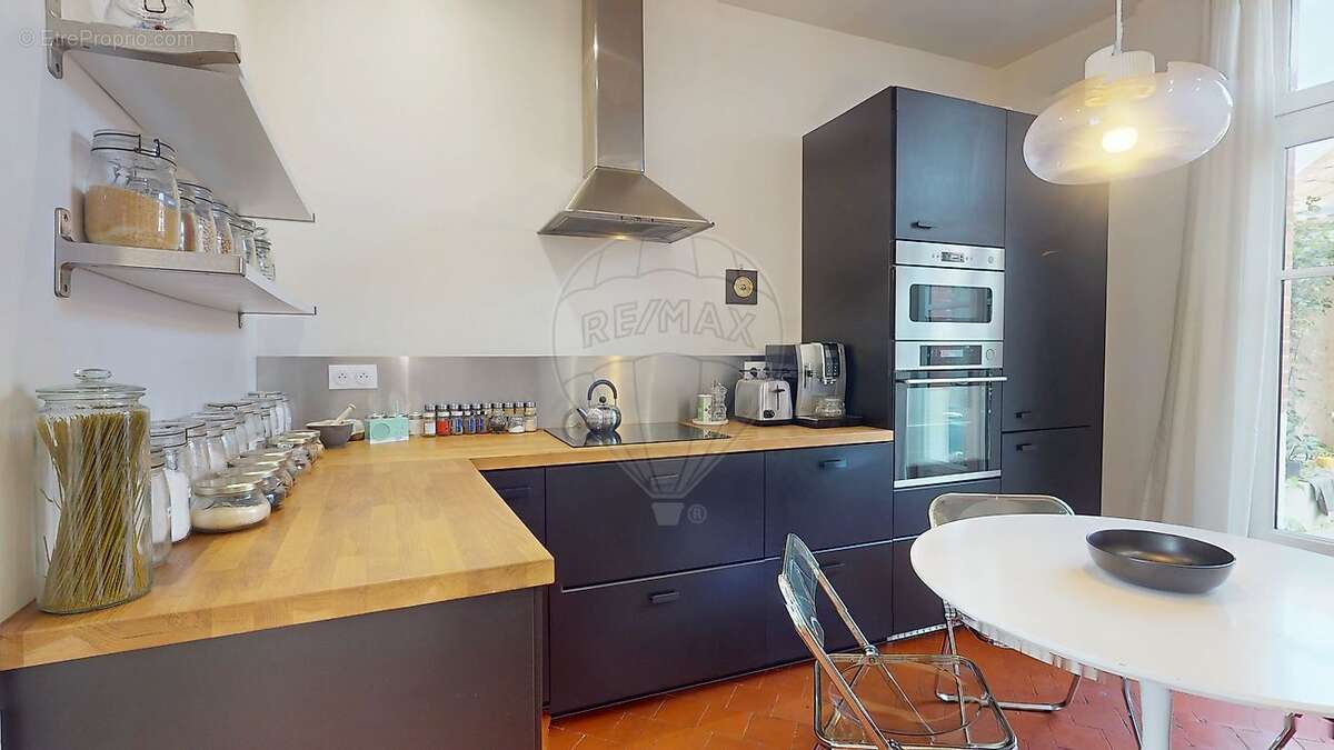 Maison à FLEURY-LES-AUBRAIS