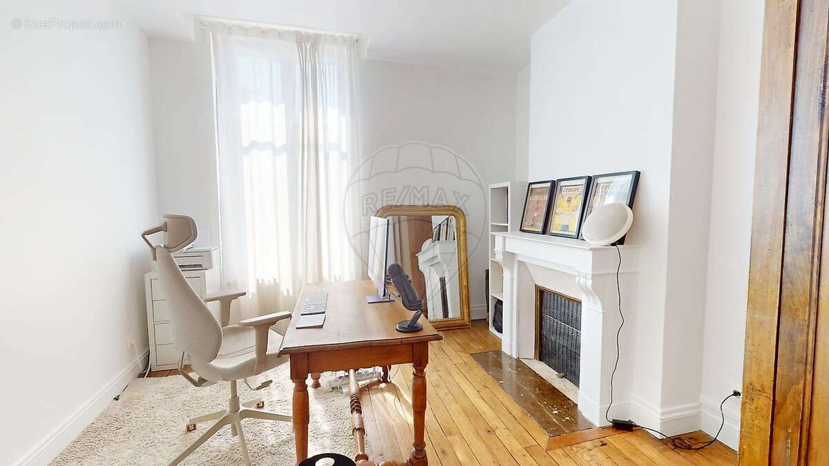 Maison à FLEURY-LES-AUBRAIS