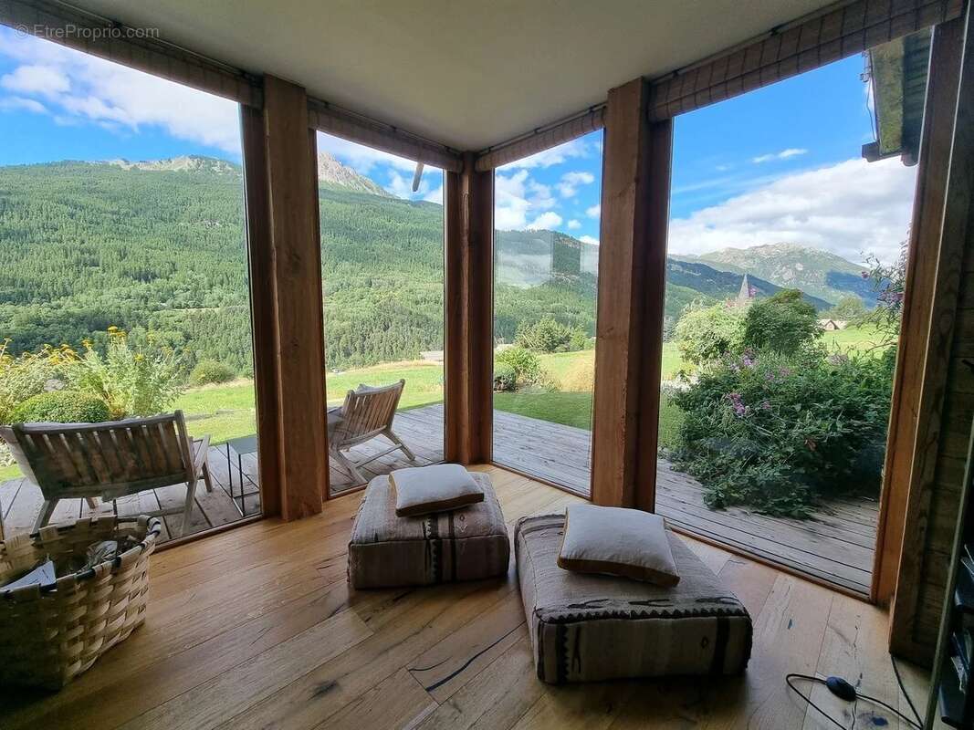 Maison à SAINT-CHAFFREY