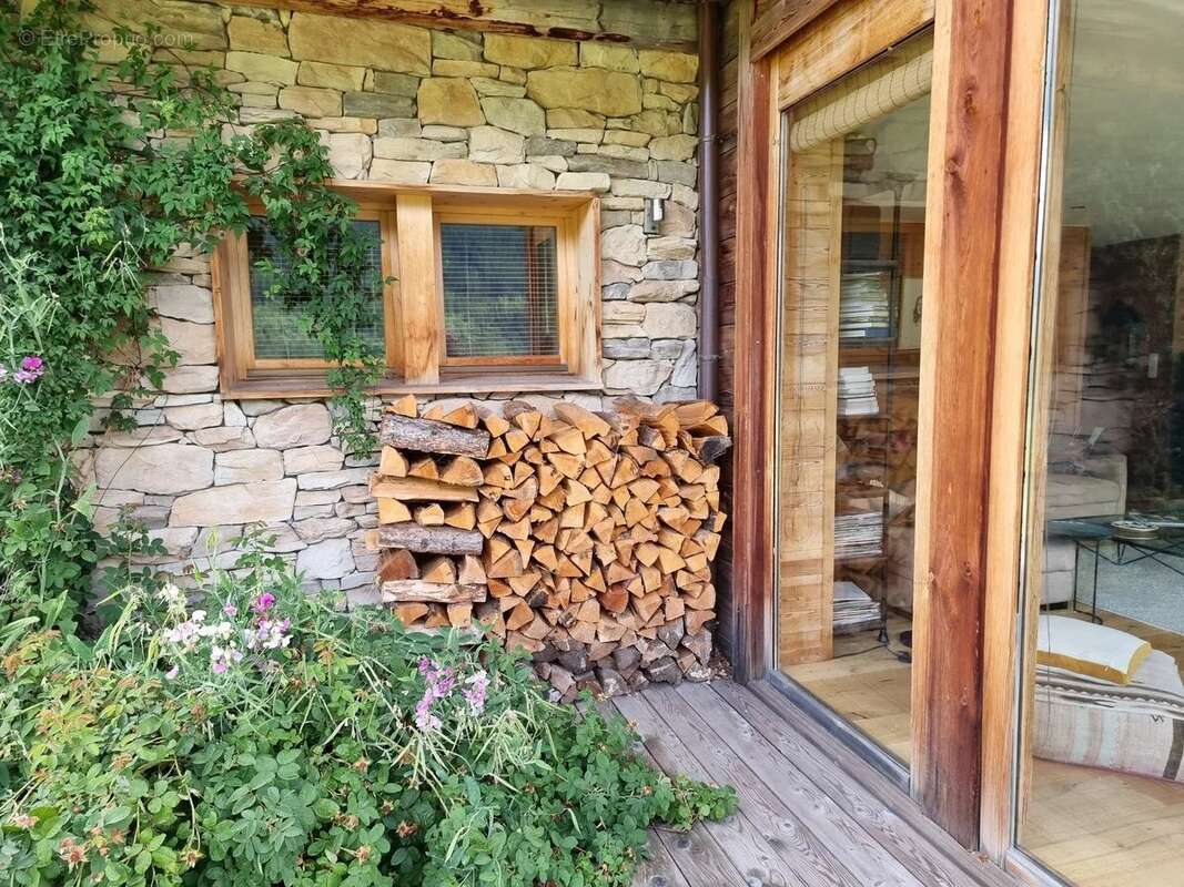 Maison à SAINT-CHAFFREY