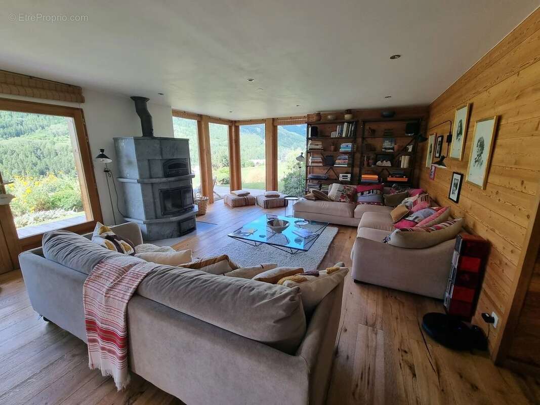 Maison à SAINT-CHAFFREY