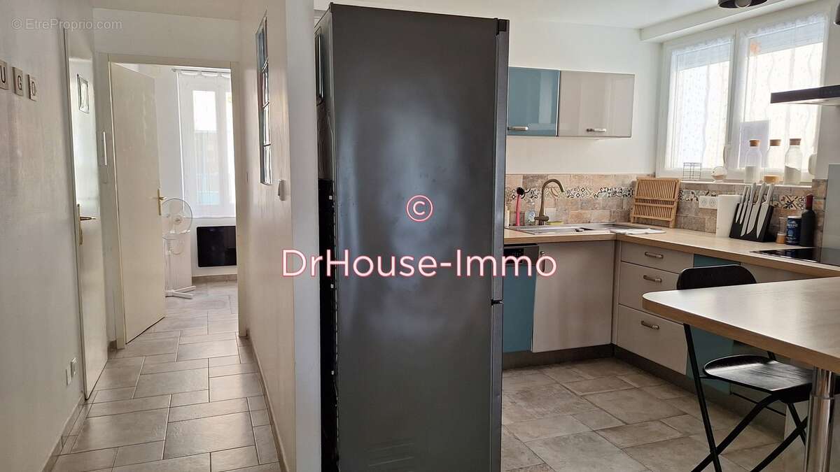 Appartement à SIX-FOURS-LES-PLAGES