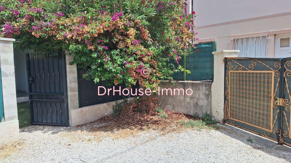 Appartement à SIX-FOURS-LES-PLAGES