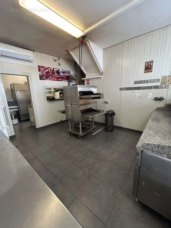 Commerce à ILLE-SUR-TET