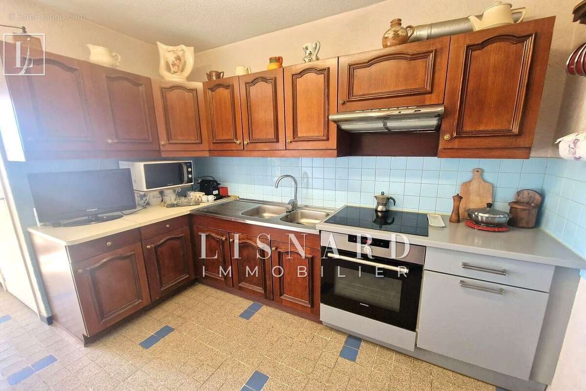 Appartement à VALLAURIS