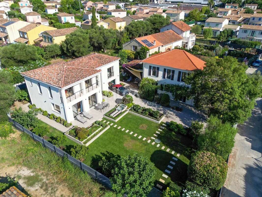 Maison à ANTIBES