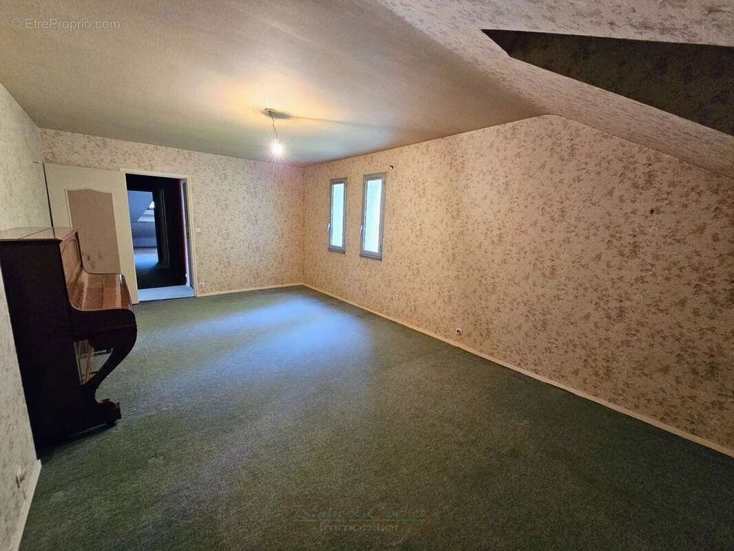 Maison à VILLEMANDEUR