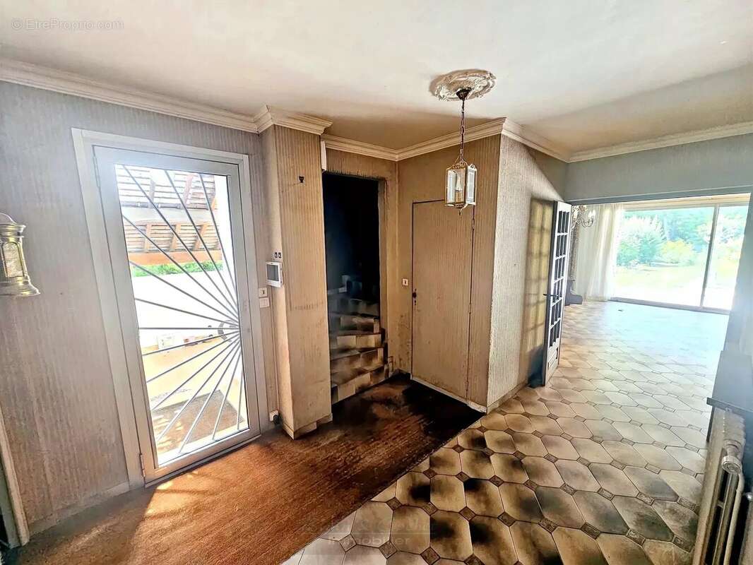 Maison à VILLEMANDEUR