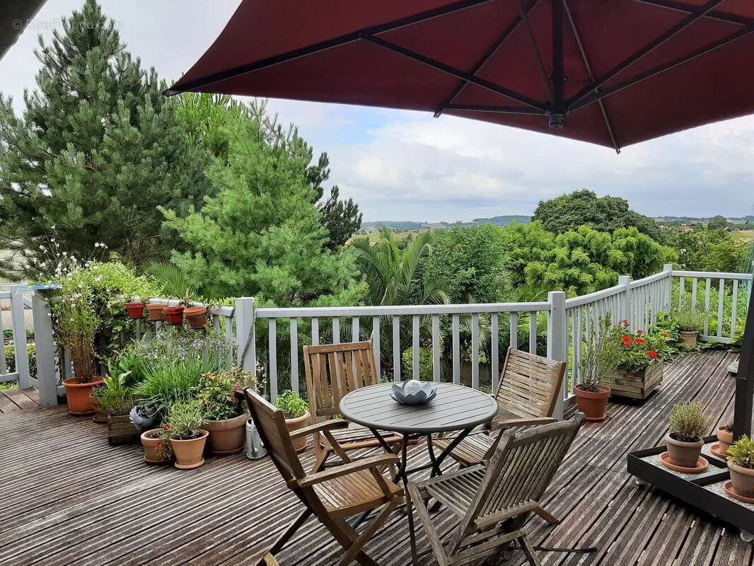 Maison à AUBETERRE-SUR-DRONNE