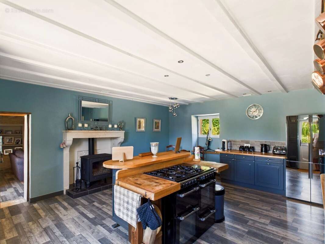 Maison à SAUZE-VAUSSAIS