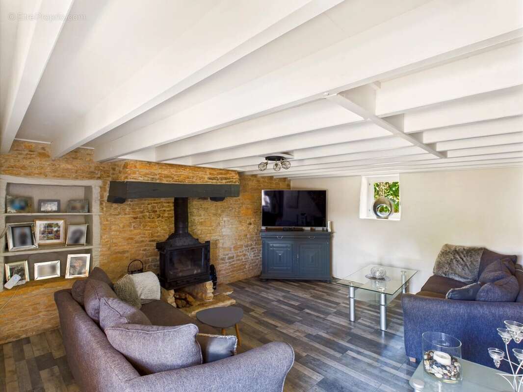 Maison à SAUZE-VAUSSAIS