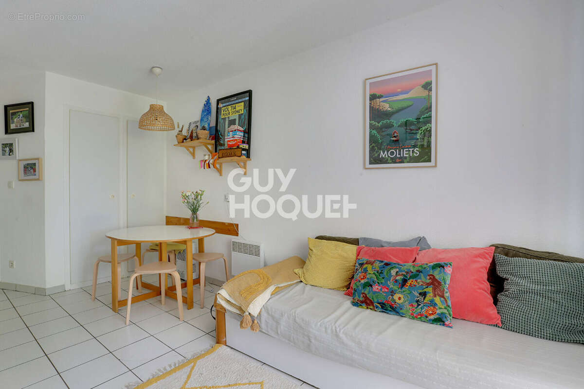 Appartement à MOLIETS-ET-MAA