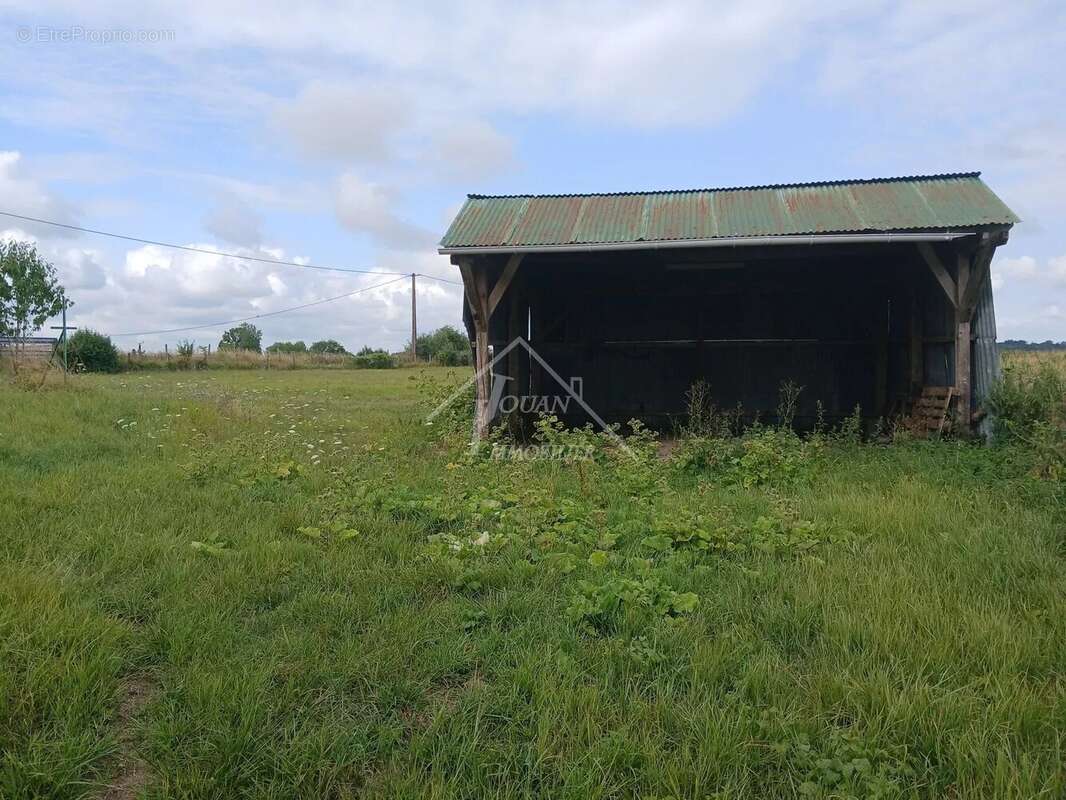 Maison à CHAVROCHES