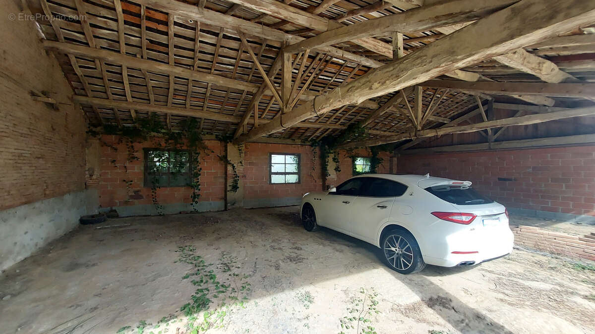 Maison à CINTEGABELLE