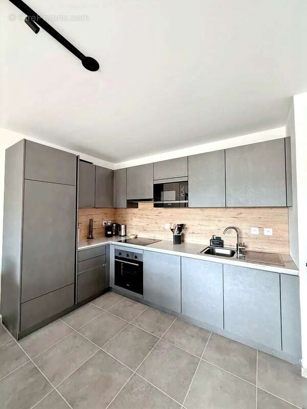 Appartement à CAMIERS