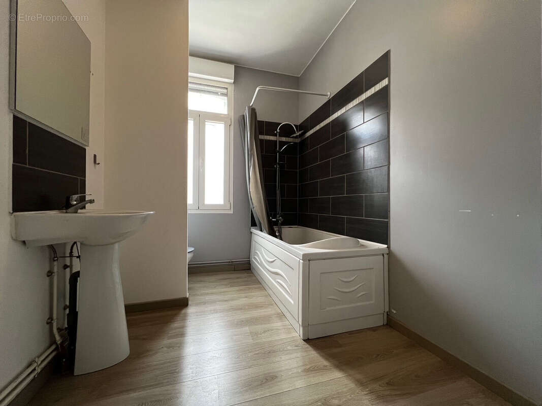 Photo 5 - Maison à BETHUNE