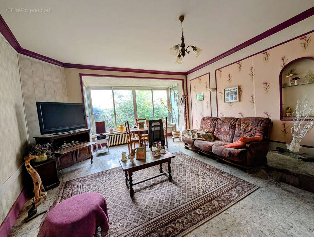 Photo 5 - Appartement à BRUAY-LA-BUISSIERE