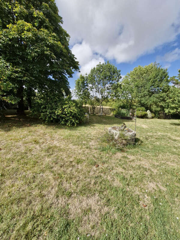 Maison à TALMONT-SUR-GIRONDE