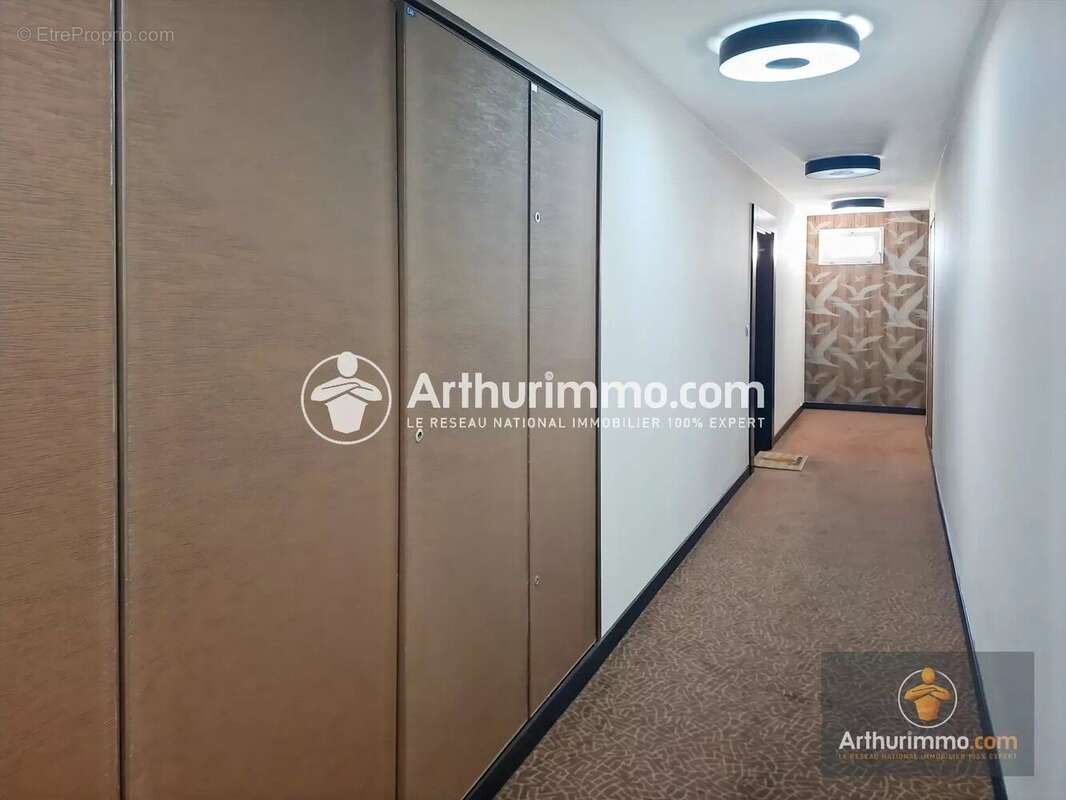 Appartement à SAINT-PIERRE-DU-PERRAY