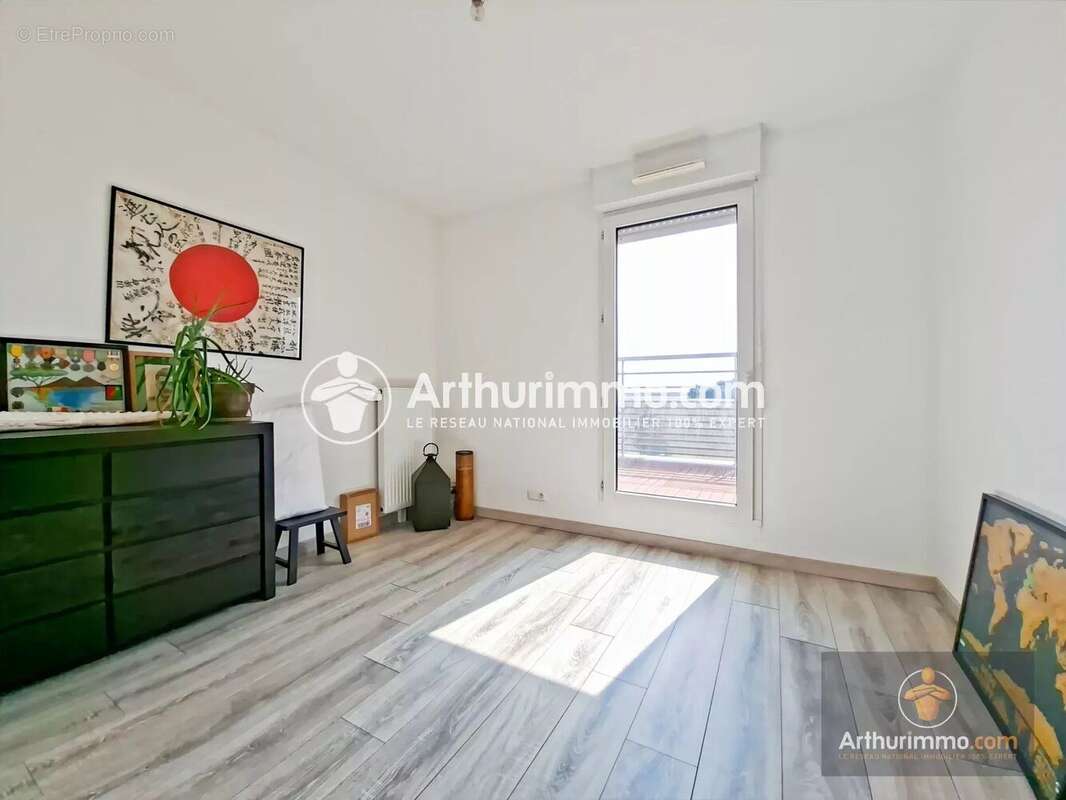 Appartement à SAINT-PIERRE-DU-PERRAY